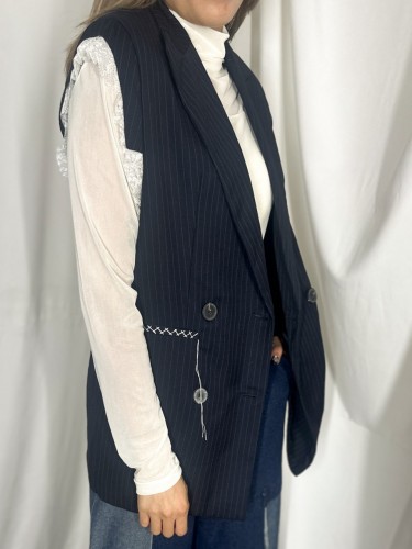 25031040 條子拼布背心外套 