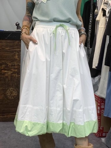 YM54 White with Green Trim Bubble Skirt