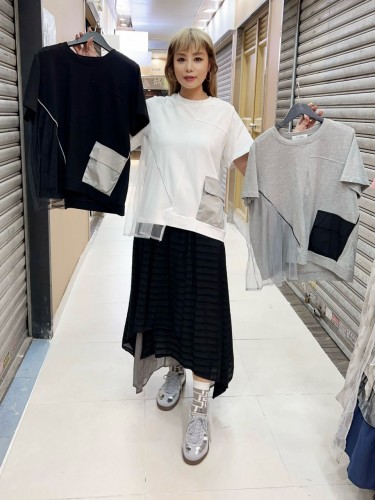 MK145 Round neck pocket tee