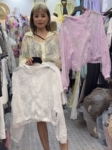 GA85  sheer emb flower hoodie jacket