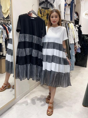 PA160 Wide stripes Flare bottom dress