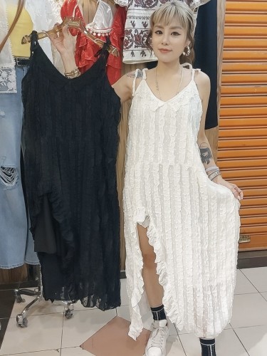 BB72 Lace Spag Frills 