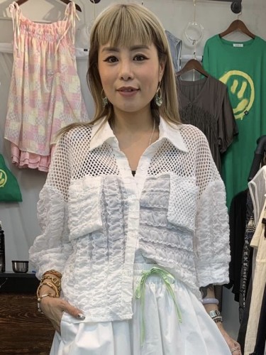 YM59 White Holey Textured Loose Shirt