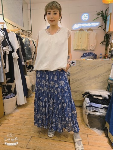 GG73 Floral long skirt