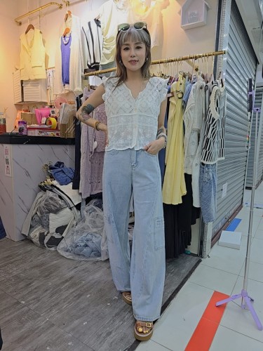 PE30-lace button top