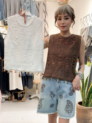 YY182-Crochet Sleeveless top