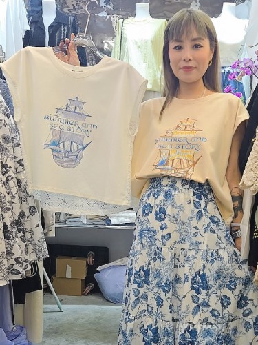 AQ271Sea Story Mixed Lace Tee