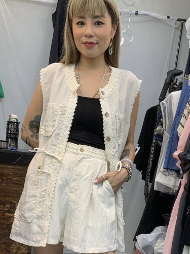 YM40 White Lace Trim Pockets Long Vest & Shorts Set