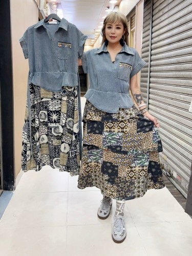 MK135 denim with floral print dress