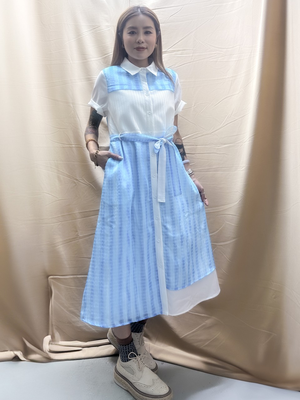 BS488 白色 暈染條子雪紡拼波浪紋提花網布連身裙