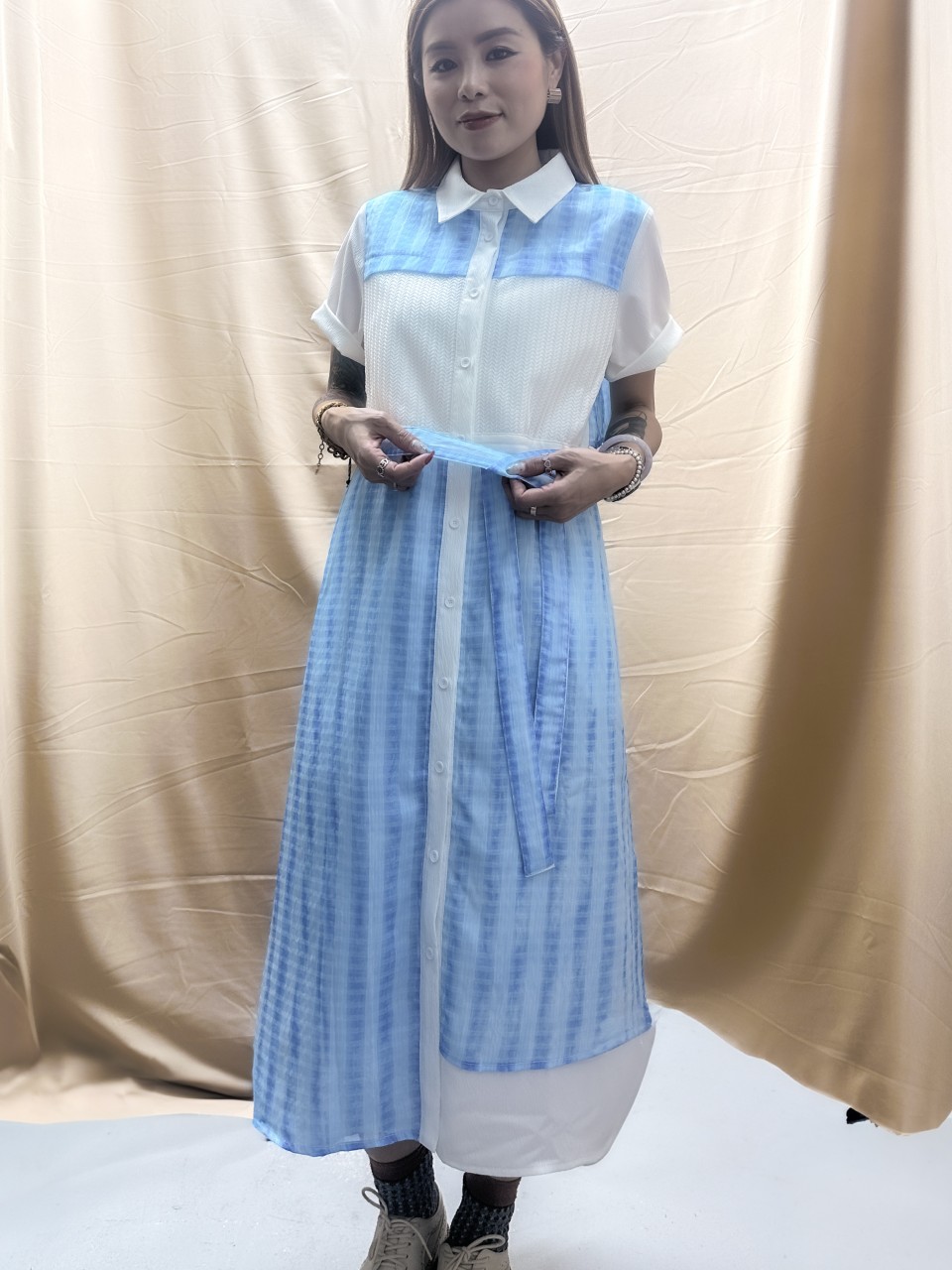 BS488 白色 暈染條子雪紡拼波浪紋提花網布連身裙
